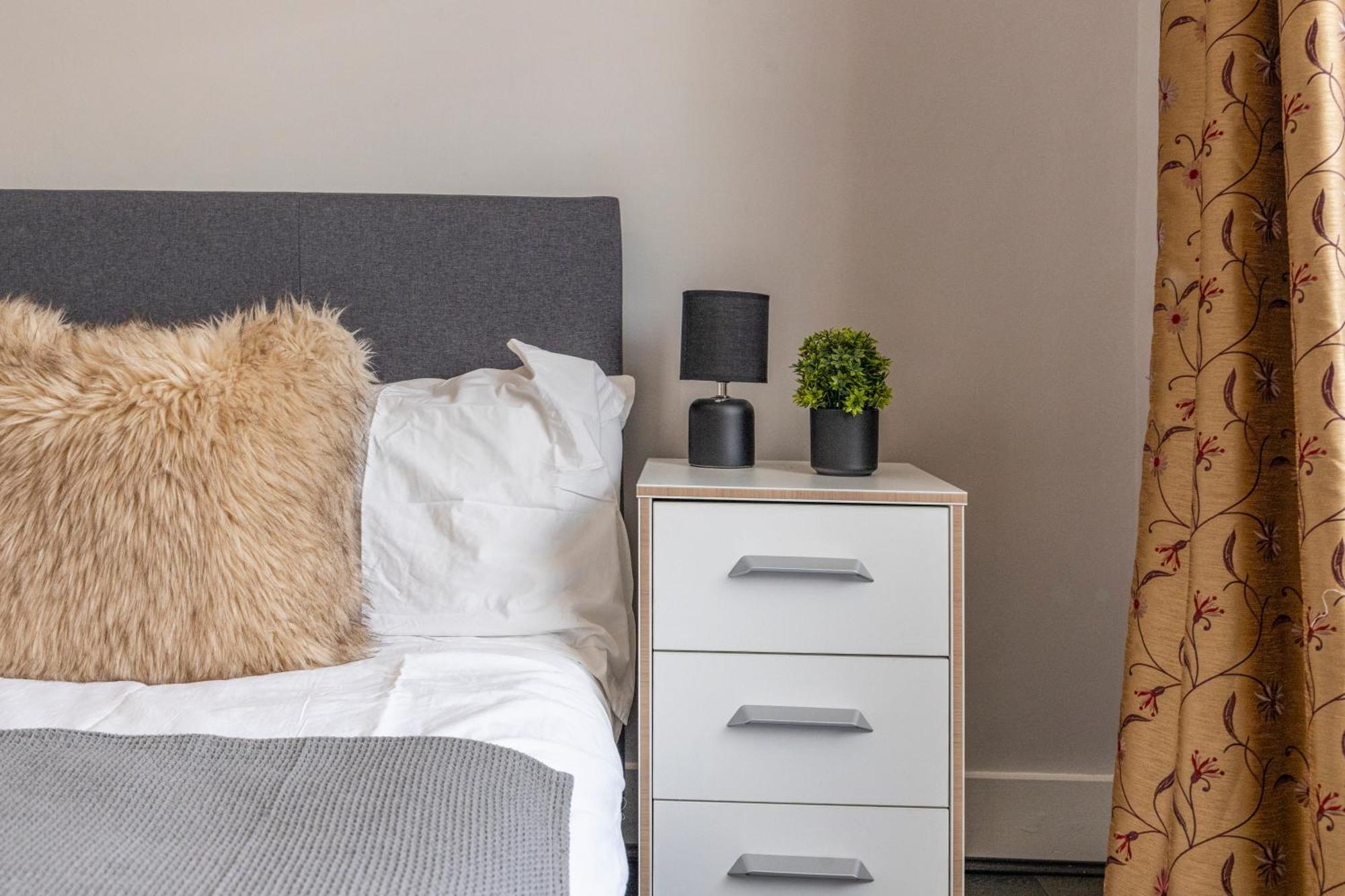 Chrystal Palace Stays With Free Parking Lambeth Londres Extérieur photo