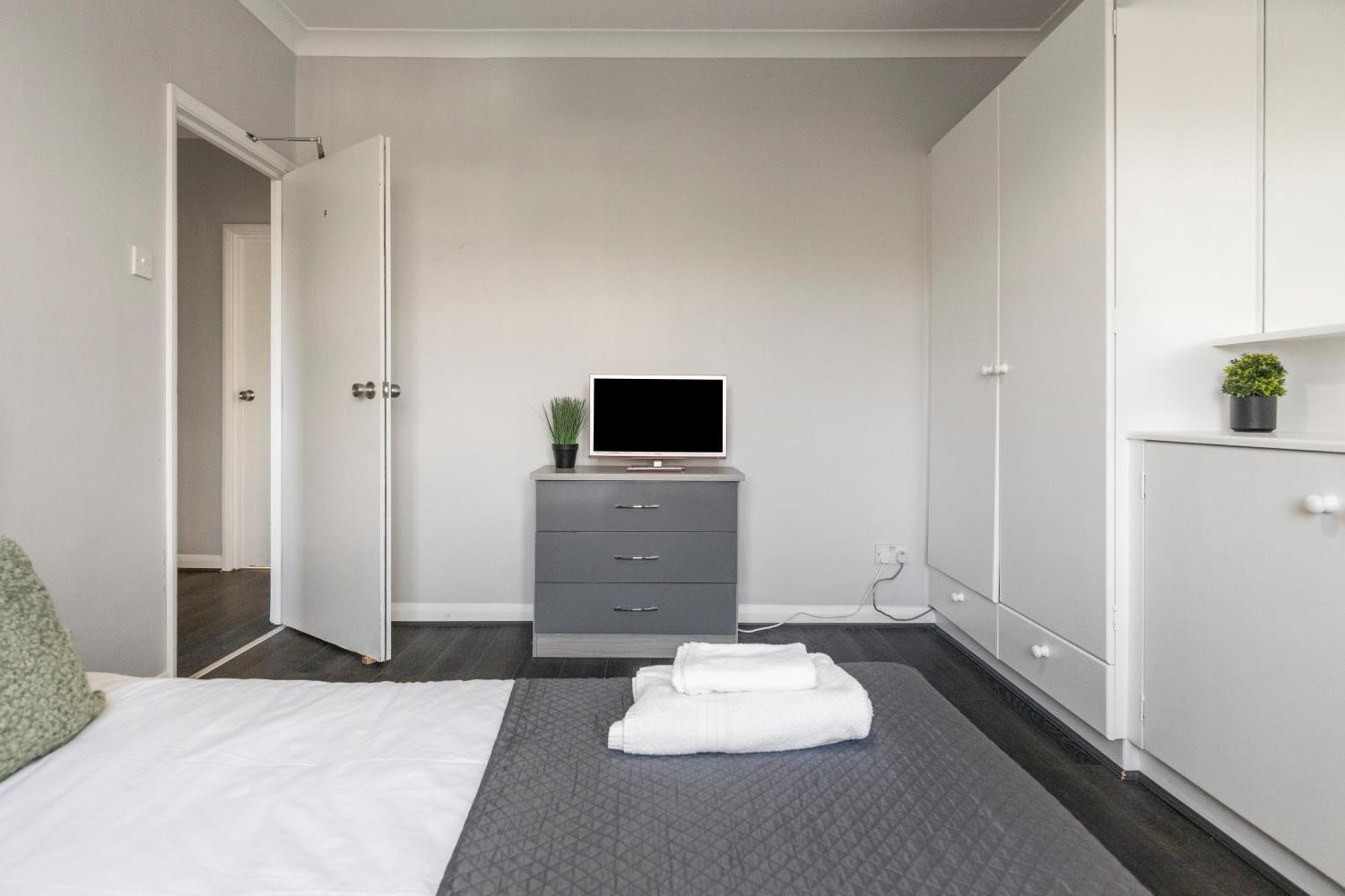Chrystal Palace Stays With Free Parking Lambeth Londres Extérieur photo