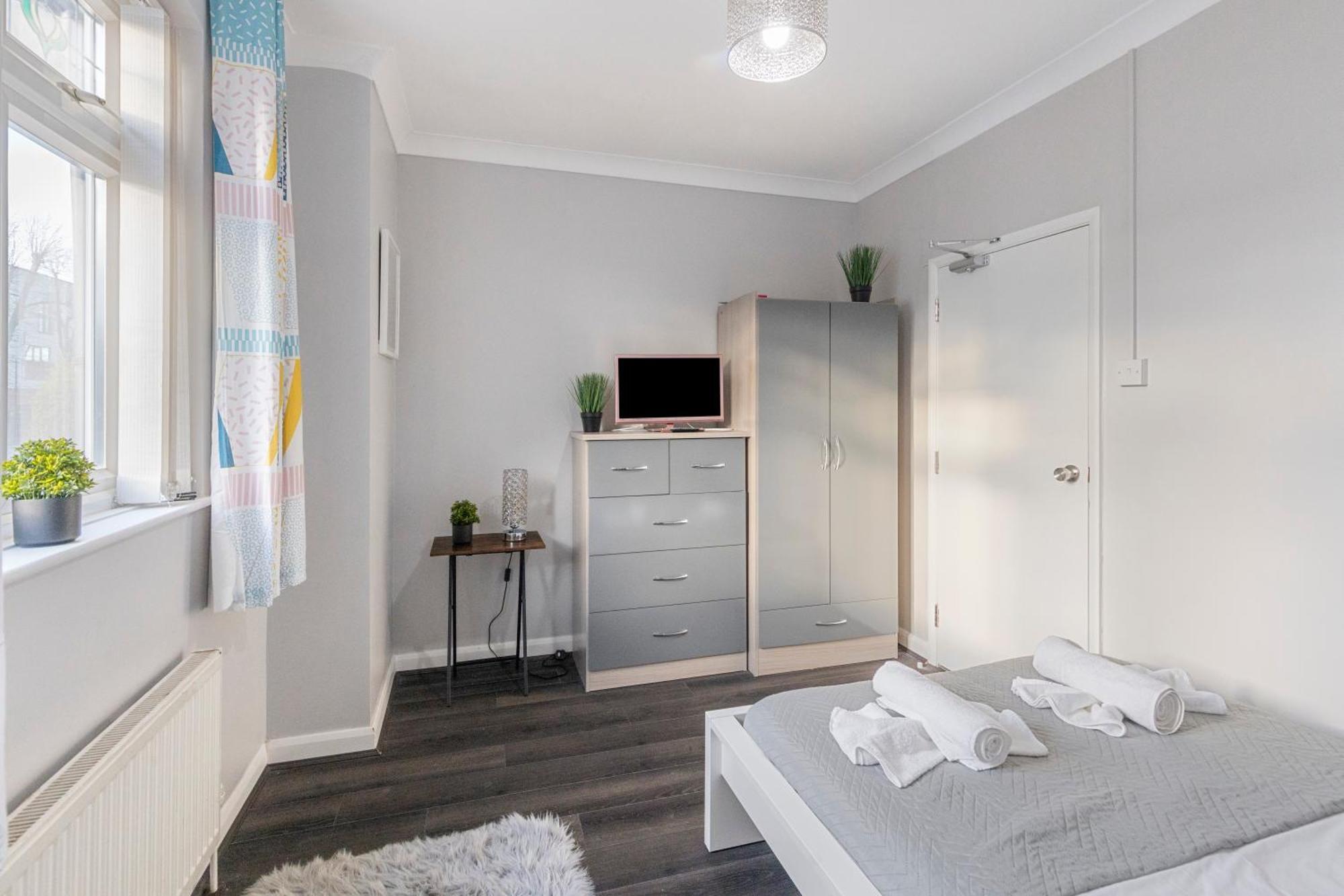 Chrystal Palace Stays With Free Parking Lambeth Londres Extérieur photo