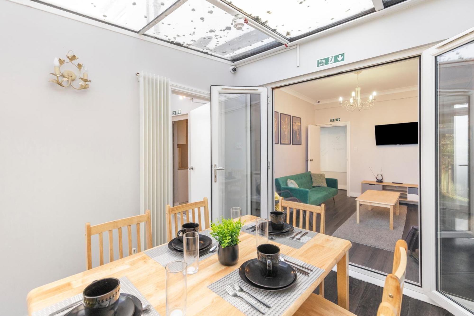 Chrystal Palace Stays With Free Parking Lambeth Londres Extérieur photo